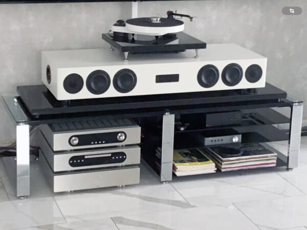 Primare SP 31 - Primare A 30.2 - Primare DVD 30 - Nubert AS 450 -Yamaha WXC 50 - Pro-Ject Genie 1.3